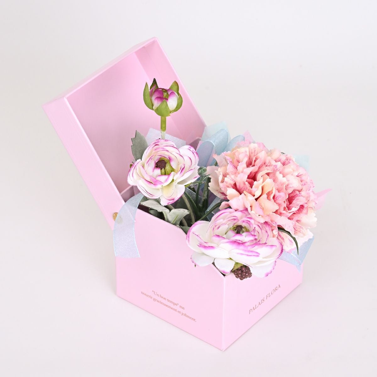 フローラル装飾のピンクキャビネット 002 津軽びいどろ 花びん 弘前桜 花あかり 扇花器 | 華やかな花器 上品な